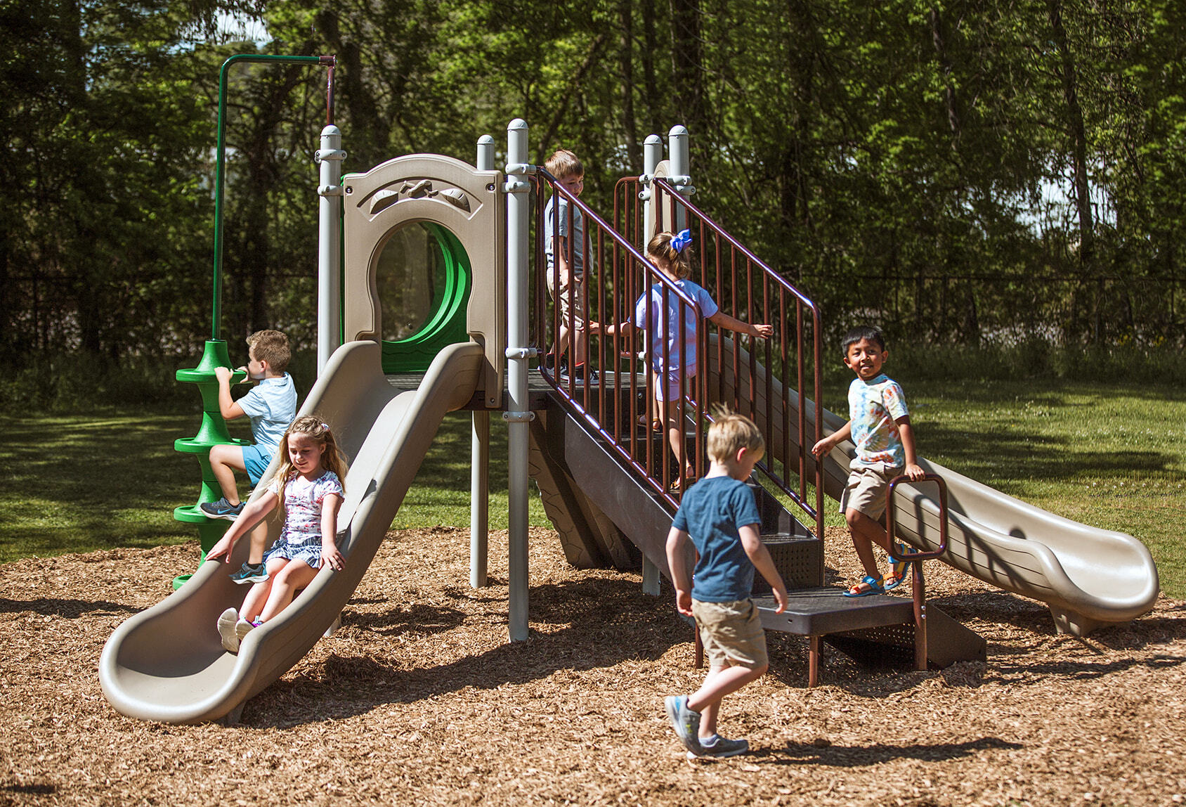 UPlay_052 Hex Hive-60_edited